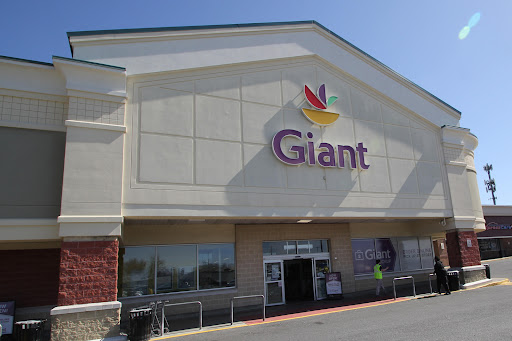 Grocery Store «Giant Food», reviews and photos, 7709 Harford Rd, Parkville, MD 21234, USA