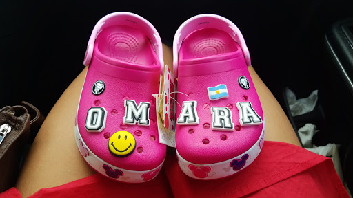 Shoe Store «Crocs», reviews and photos, 15715 S Apopka Vineland Rd, Orlando, FL 32821, USA