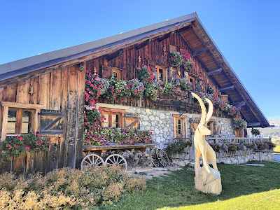 Refuge Restaurant Notre Dame des Neiges Plateau des Glières à La Balme-de-Thuy