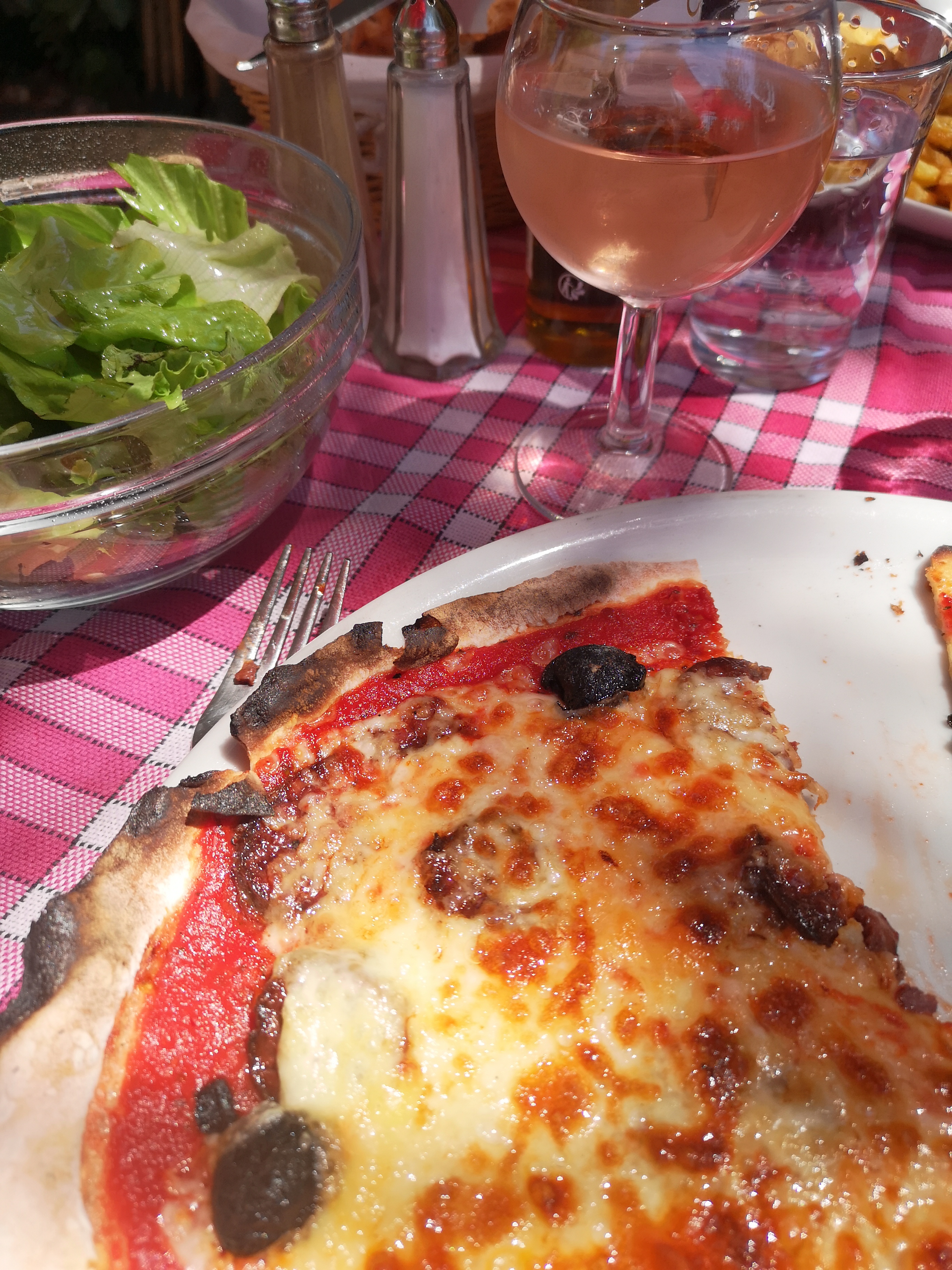 Photo n° 2 de l'avis de E. fait le 22/08/2019 à 12:57