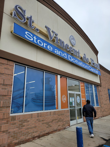 Thrift Store «St. Vincent de Paul Thrift Store», reviews and photos, 28720 Stephenson Hwy, Madison Heights, MI 48071, USA