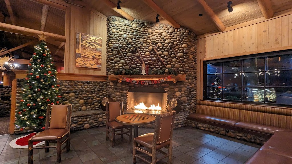 Claim Jumper Steakhouse & Bar - Tukwila, WA 98188