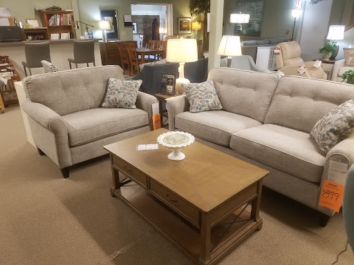 Furniture Store «Seacoast Furniture Stores», reviews and photos, 845 Lafayette Rd, Seabrook, NH 03874, USA