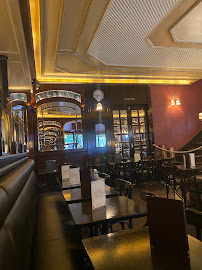 Atmosphère du Restaurant Le Sarah Bernhardt à Paris - n°19
