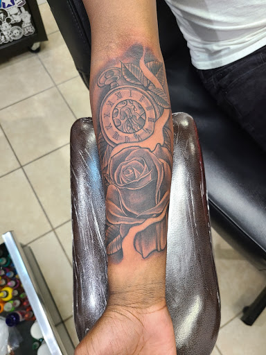 Explore southwest tattoo ideas, creative tattoo ideas in Norfolk, available at Artisan Body Piercing and Tattoo