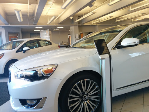 Car Dealer «Herb Chambers Kia of Burlington», reviews and photos, 93 Cambridge St, Burlington, MA 01803, USA