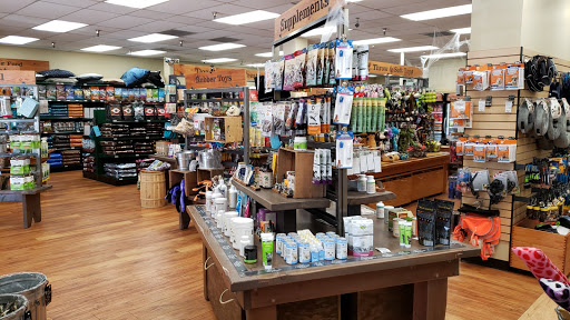 Pet Supply Store «Mud Bay», reviews and photos, 3804 Bridgeport Way W, University Place, WA 98466, USA