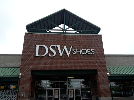 Shoe Store «DSW Designer Shoe Warehouse», reviews and photos, 1 Worcester Rd, Framingham, MA 01701, USA