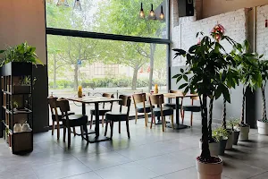 Yanyu Music Restaurant & Bar image