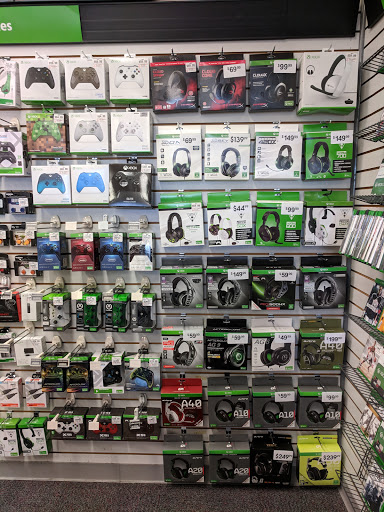 Video Game Store «GameStop», reviews and photos, 8954 SE Sunnyside Rd, Clackamas, OR 97015, USA