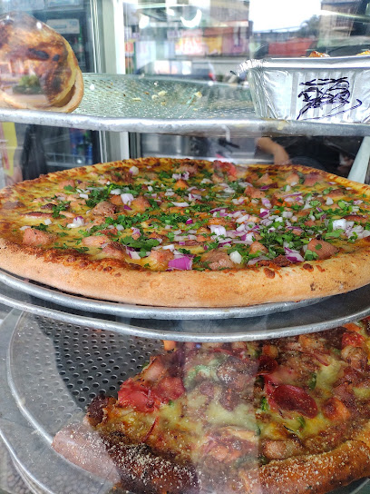 Pecas Pizza - JFCW+RQ7, 27 Avenida, Cdad. de Guatemala, Guatemala