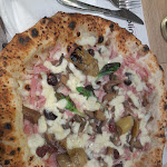 Photo n°15 de l'avis de Esperienze.u fait le 26/03/2023 à 08:45 sur le  Pizzeria Ristorante Napoli Napoli à Naples