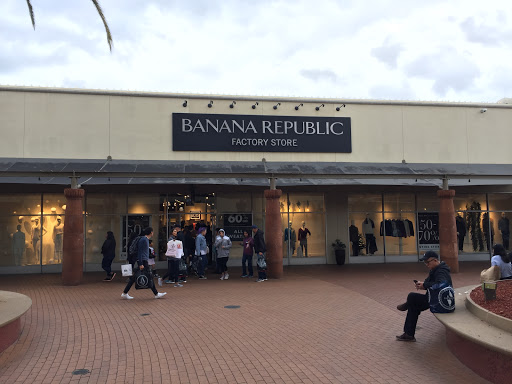 Clothing Store «Banana Republic Factory Store», reviews and photos, 100 Citadel Dr, Commerce, CA 90040, USA