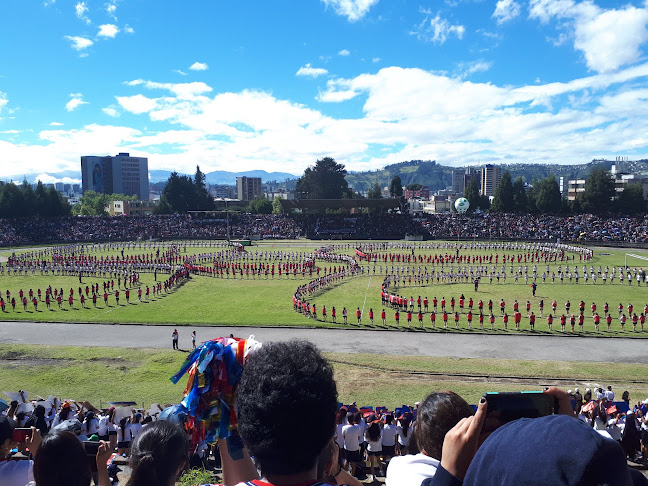 Estadio universitario - Quito