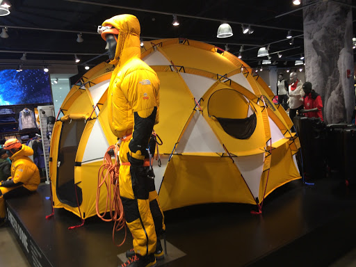 Clothing Store «The North Face», reviews and photos, 250 Granite St, Braintree, MA 02184, USA