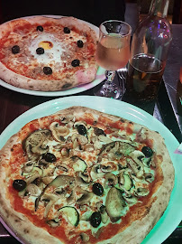 Pizza du Pizzeria La Gondola à Paris - n°15