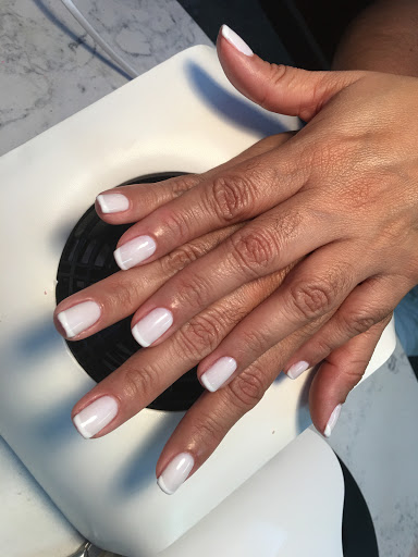 Beauty Salon «Mayflower Beauty Salon Inc», reviews and photos, 17741 SW 2nd St, Pembroke Pines, FL 33029, USA