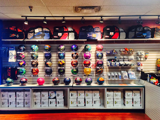 Bowling Supply Shop «BowlersMart Orlando Pro Shop at Boardwalk Bowl», reviews and photos, 10749 E Colonial Dr, Orlando, FL 32817, USA