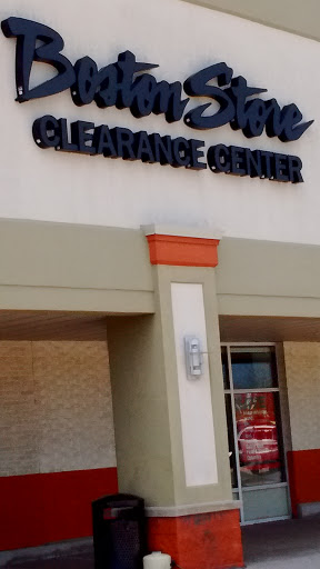 Department Store «Boston Store Clearance Center», reviews and photos, 5659 S 27th St, Milwaukee, WI 53221, USA