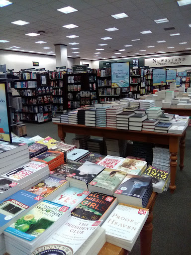 Book Store «Barnes & Noble», reviews and photos, 3454 Erie Blvd E, Syracuse, NY 13214, USA