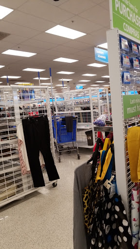 Clothing Store «Ross Dress for Less», reviews and photos, 455 S Wadsworth Blvd, Lakewood, CO 80226, USA