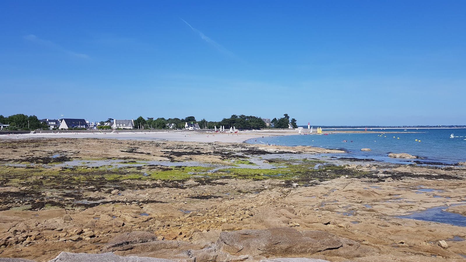 Plage de Langoz'in fotoğrafı çok temiz temizlik seviyesi ile