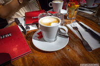 Cappuccino du Restaurant français Café Gustave à Paris - n°1