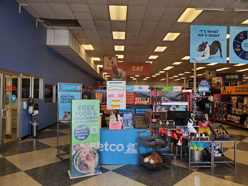 Pet Supply Store «Petco Animal Supplies», reviews and photos, 6612 Richmond Hwy, Alexandria, VA 22306, USA