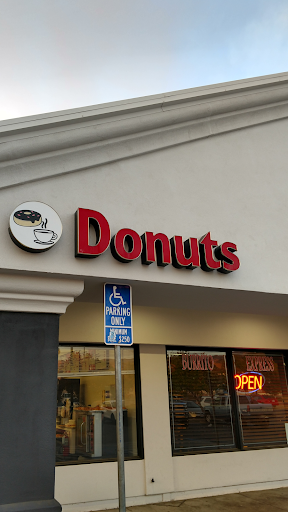 Donut Shop «Donut Queen», reviews and photos, 904 Alamo Dr, Vacaville, CA 95688, USA