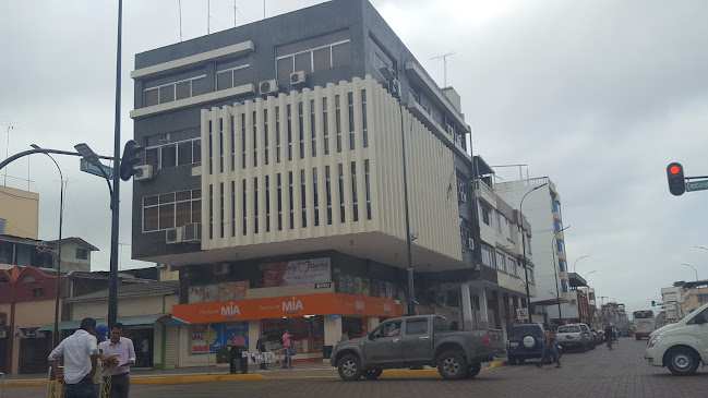 Opiniones de Camara de Comercio de MACHALA en Machala - Oficina de empresa