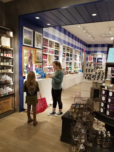 Beauty Supply Store «Bath & Body Works», reviews and photos, 340 Cbl Dr #101, St Augustine, FL 32086, USA