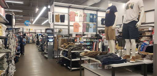 Clothing Store «Old Navy», reviews and photos, 3525 W Carson St #77, Torrance, CA 90503, USA