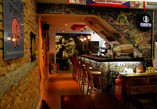Logo da empresa - Presley Pub