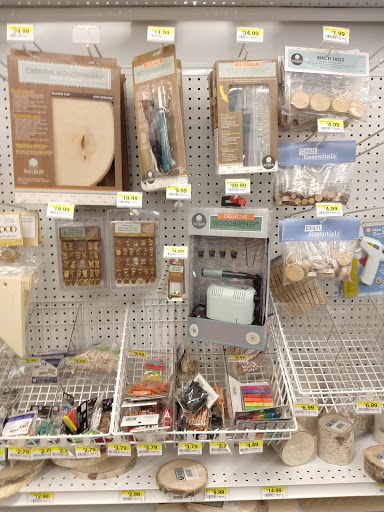 Fabric Store «Jo-Ann Fabrics and Crafts», reviews and photos, 6930 W Kellogg Dr, Wichita, KS 67209, USA