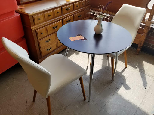 Thrift Store «The Salvation Army Family Store & Donation Center», reviews and photos, 6715 Dempster St, Morton Grove, IL 60053, USA