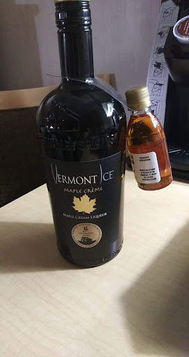 State Liquor Store «NH Liquor & Wine Outlet», reviews and photos, 234 White Mountain Hwy, Conway, NH 03818, USA