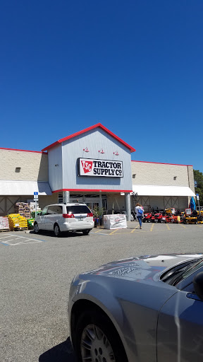 Home Improvement Store «Tractor Supply Co.», reviews and photos, 6801 Florida 50, Groveland, FL 34736, USA