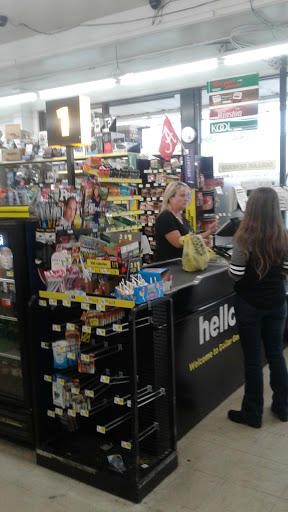 Discount Store «Dollar General», reviews and photos, 300 7th St N, Oneonta, AL 35121, USA