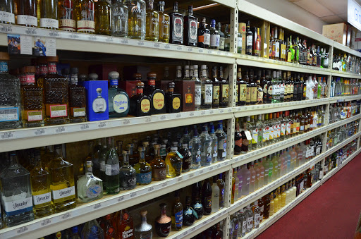 Liquor Store «Donelson Pike Liquors», reviews and photos, 519 Donelson Pike # 101, Nashville, TN 37214, USA