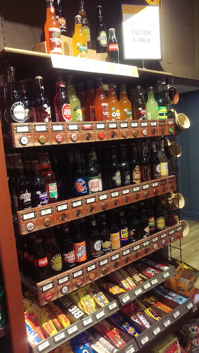 American Restaurant «Cracker Barrel Old Country Store», reviews and photos, 2371 E Aurora Rd, Twinsburg, OH 44087, USA