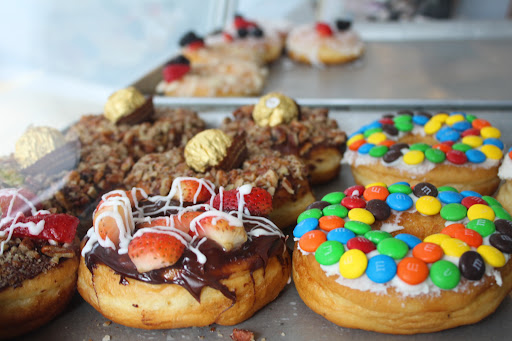 Twenty Seven Donuts | Cafetería | Donas | Café | Desayunos
