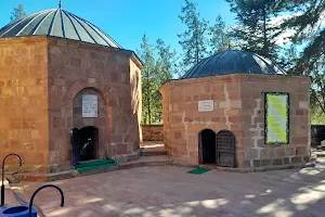 Hasandede mosque and a turbine image