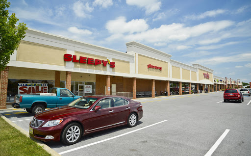 Shopping Mall «Palmyra Shopping Center», reviews and photos, 901 E Main St, Palmyra, PA 17078, USA