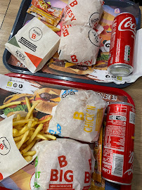 Plats et boissons du Restaurant de hamburgers POINT B Châtelet à Paris - n°3