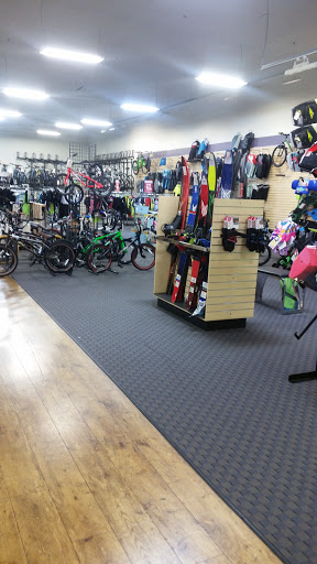 Sportswear Store «Sun & Ski», reviews and photos, 1100 W Arbrook Blvd A, Arlington, TX 76015, USA