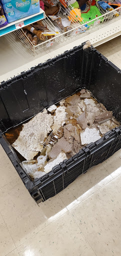 Discount Store «FAMILY DOLLAR», reviews and photos, 265 W 144th St, Riverdale, IL 60827, USA