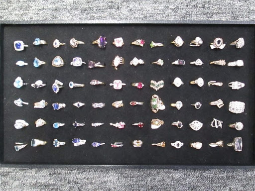 Pawn Shop «P&A Super Pawnbrokers», reviews and photos, 5340 Youngstown Warren Rd, Niles, OH 44446, USA