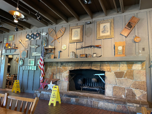 American Restaurant «Cracker Barrel Old Country Store», reviews and photos, 4001 S Frontage Rd, Vicksburg, MS 39180, USA