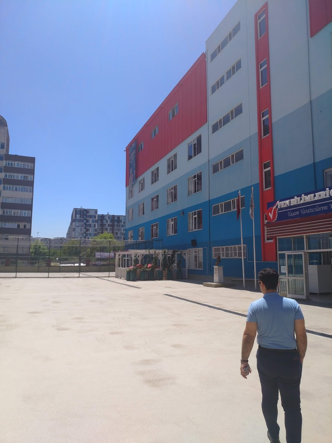Nazmi Arkan Fen Bilimleri Okullar Alkent Kamps