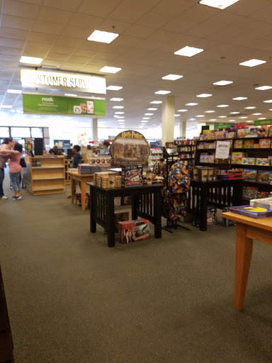 Book Store «Barnes & Noble», reviews and photos, 3625 Grand Ave, Chino Hills, CA 91709, USA